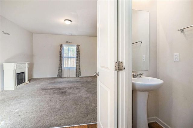 10 Bartlett Drive, Cartersville, GA 30120