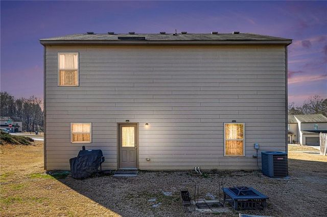 10 Bartlett Drive, Cartersville, GA 30120