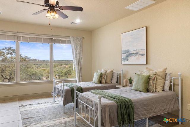 232 Crooked Oak Lane, Round Mountain, TX 78663