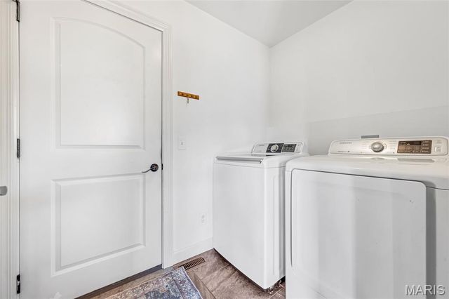 90 Brookshire Creek Drive, Wentzville, MO 63385