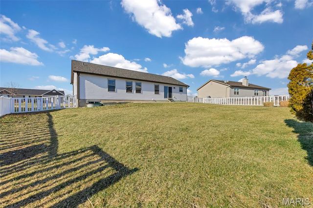 90 Brookshire Creek Drive, Wentzville, MO 63385