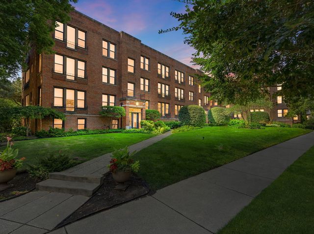 628 Judson Avenue 3, Evanston, IL 60202