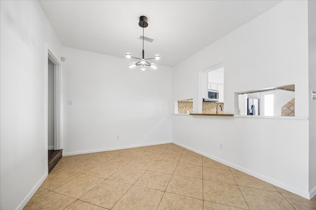 1715 Gingerleaf Lane, Houston, TX 77055