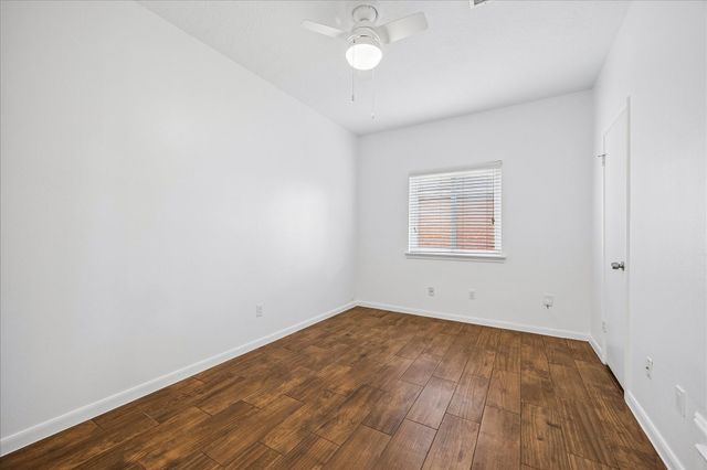 1715 Gingerleaf Lane, Houston, TX 77055