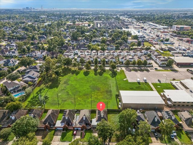 1715 Gingerleaf Lane, Houston, TX 77055