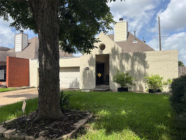 1715 Gingerleaf Lane, Houston, TX 77055