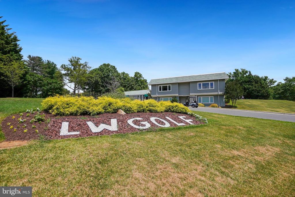 15100 INTERLACHEN DR #4-1021, Silver Spring, MD 20906