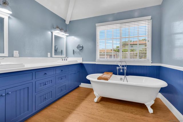 4894 Garfield St, La Mesa, CA 91941