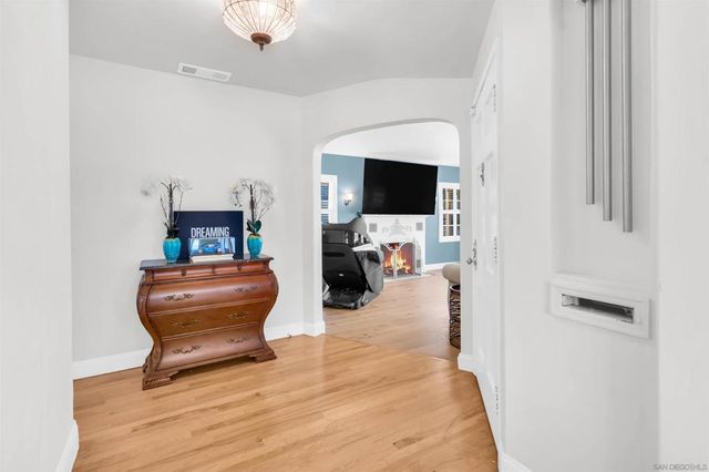 4894 Garfield St, La Mesa, CA 91941