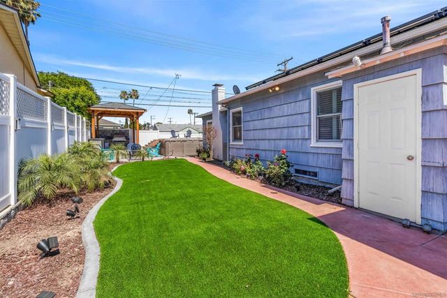 4894 Garfield St, La Mesa, CA 91941