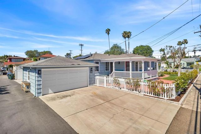 4894 Garfield St, La Mesa, CA 91941