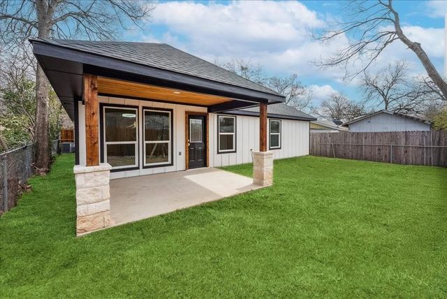 225 West Place, White Settlement, TX 76108