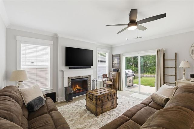 127 Marble Tree Way, Ball Ground, GA 30107