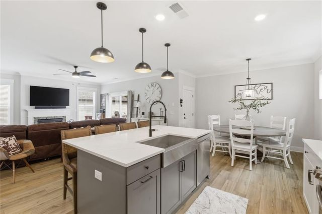 127 Marble Tree Way, Ball Ground, GA 30107