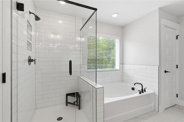 127 Marble Tree Way, Ball Ground, GA 30107