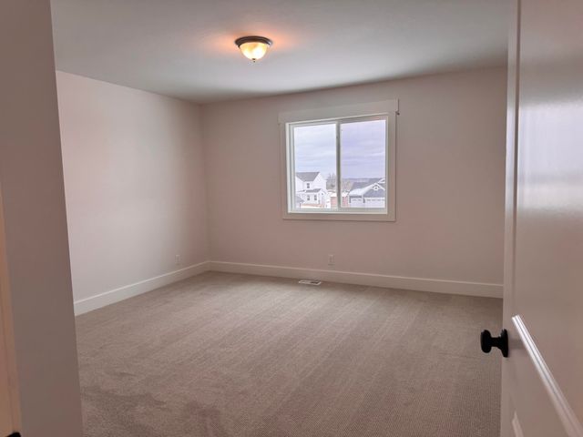 8288 Eagle Peak Drive, Jenison, MI 49428