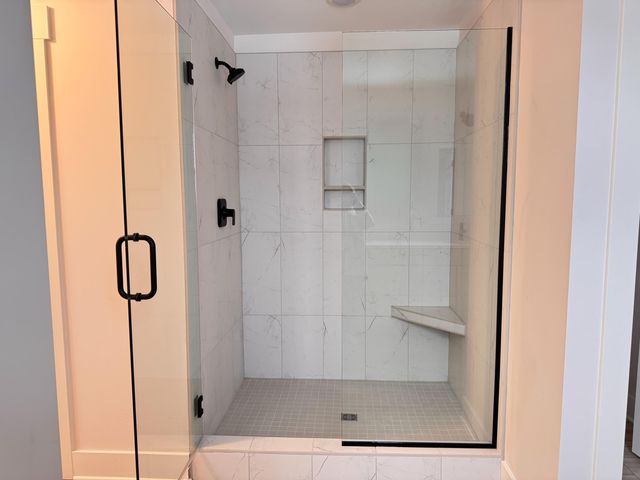 8288 Eagle Peak Drive, Jenison, MI 49428