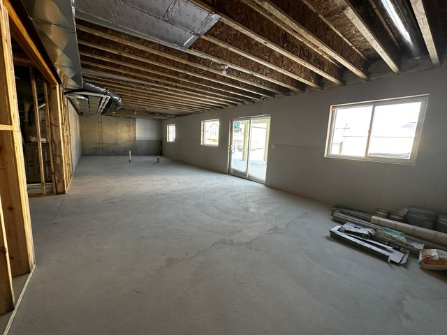 8288 Eagle Peak Drive, Jenison, MI 49428