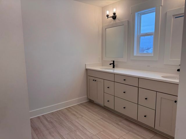 8288 Eagle Peak Drive, Jenison, MI 49428