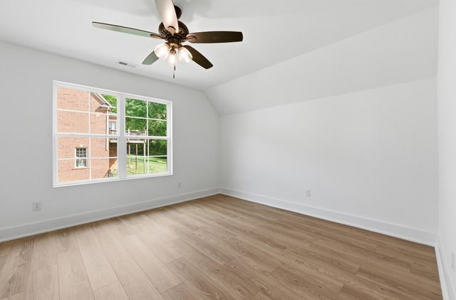 9842 Leslie Sandidge Drive, Ooltewah, TN 37363