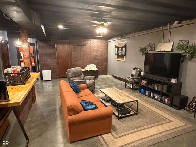 3656 Hollybrook Road, Gosport, IN 47433