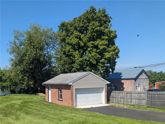 2815 Willow Street, North Whitehall Twp, PA 18037