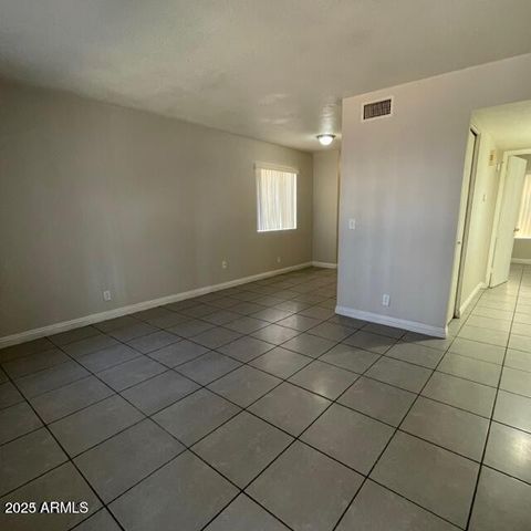 6617 W Ocotillo Road 101, Glendale, AZ 85301