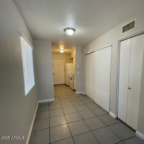 6617 W Ocotillo Road 101, Glendale, AZ 85301
