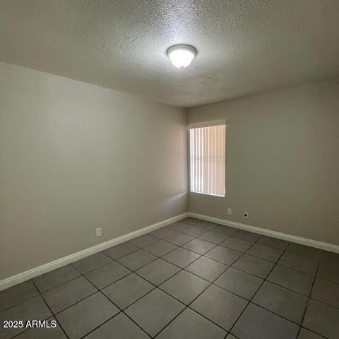 6617 W Ocotillo Road 101, Glendale, AZ 85301