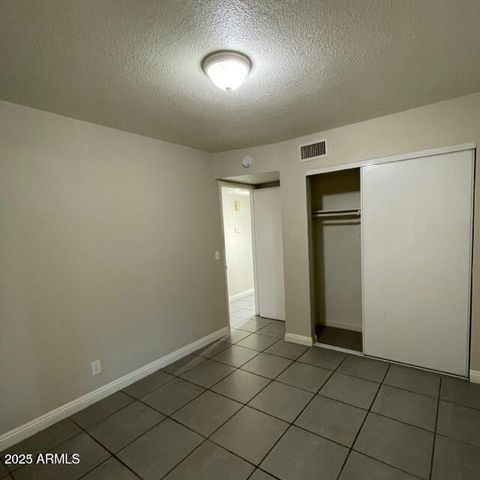 6617 W Ocotillo Road 101, Glendale, AZ 85301