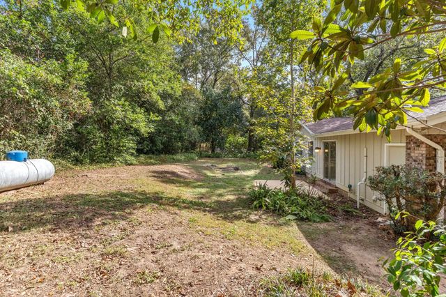 2107 Old Baindridge Road, Tallahassee, FL 32303