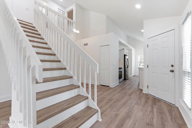 325 SUNRISE Circle, Neptune Beach, FL 32266