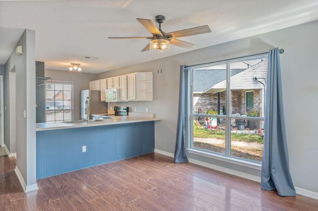 433 Forest Glen Place, Mary Esther, FL 32569