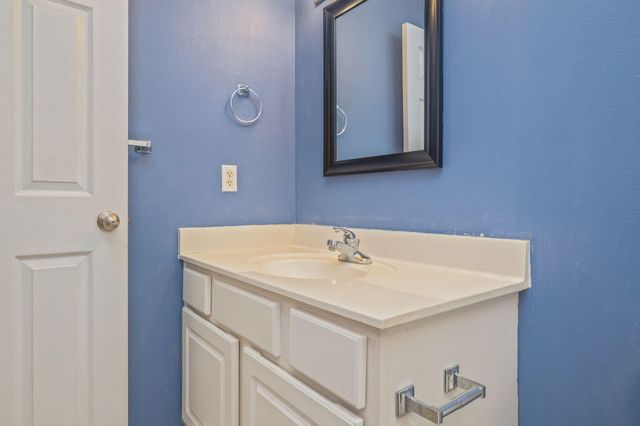 433 Forest Glen Place, Mary Esther, FL 32569