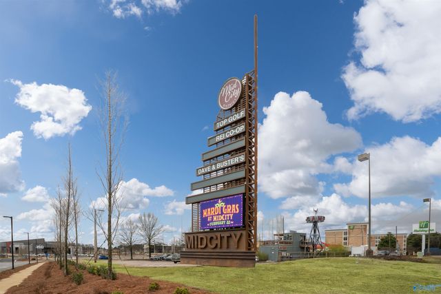 500 Forrest Park Court NW, Huntsville, AL 35806