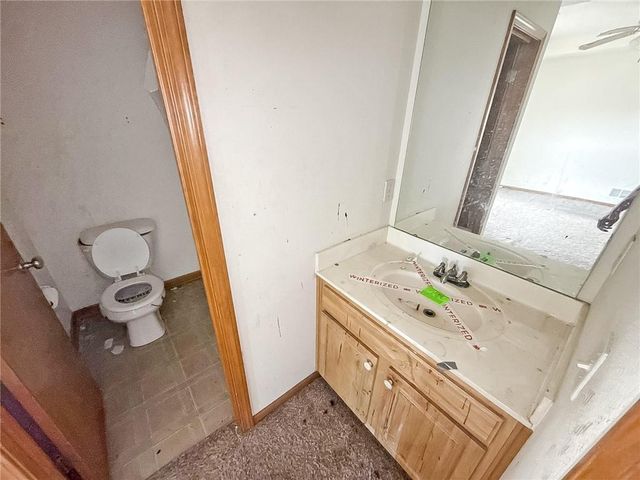 441 SW Laura Lane, Grain Valley, MO 64029