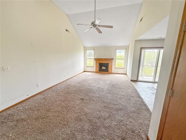 441 SW Laura Lane, Grain Valley, MO 64029