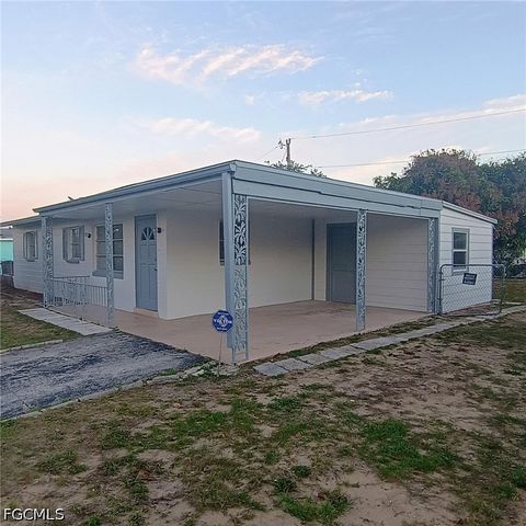 810 Palm BLVD, Lehigh Acres, FL 33936