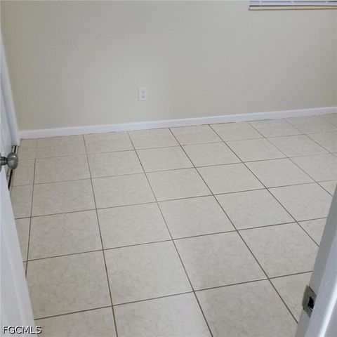 810 Palm BLVD, Lehigh Acres, FL 33936