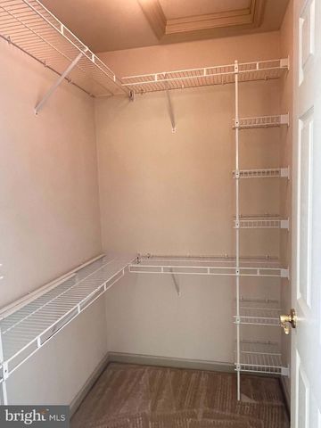5225 COBBLESTONE DR, Mechanicsburg, PA 17055