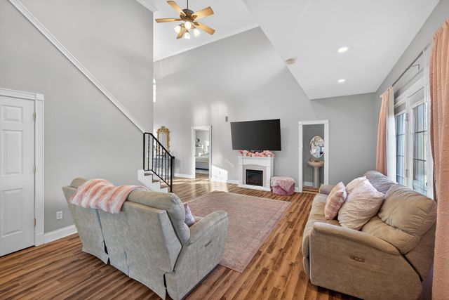 906 Wheatfield Road, Harrodsburg, KY 40330