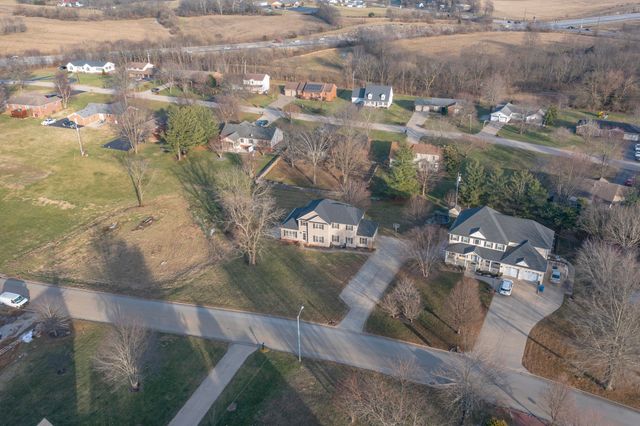 906 Wheatfield Road, Harrodsburg, KY 40330