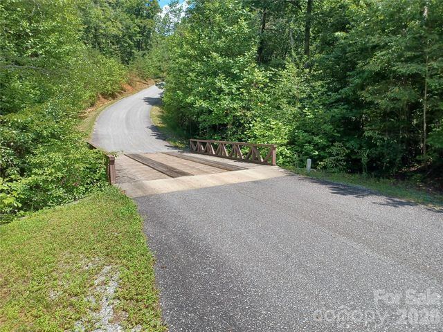 31 Hull Avenue, Nebo, NC 28761