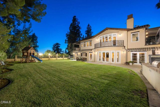 574 Camillo Road, Sierra Madre, CA 91024