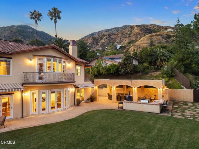 574 Camillo Road, Sierra Madre, CA 91024