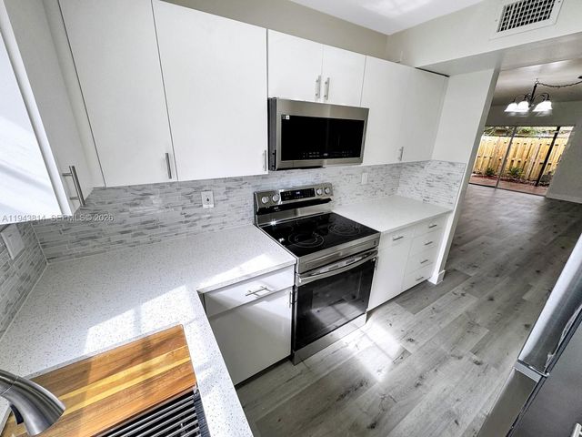 12259 SW 49th Ct, Cooper City, FL 33330