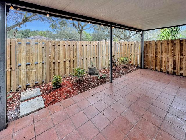 12259 SW 49th Ct, Cooper City, FL 33330