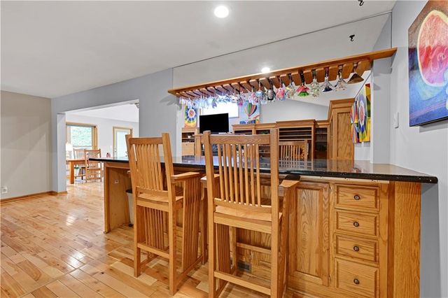 6501 W 94th Terrace, Overland Park, KS 66212