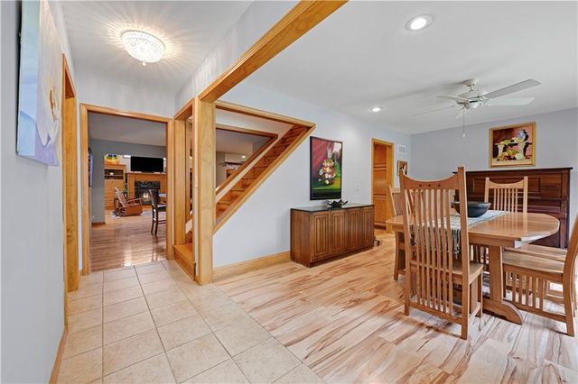 6501 W 94th Terrace, Overland Park, KS 66212