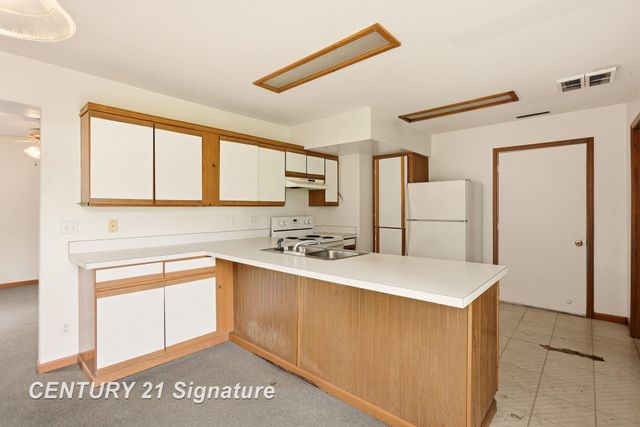 6124 Normandy Drive, Saginaw Twp, MI 48638